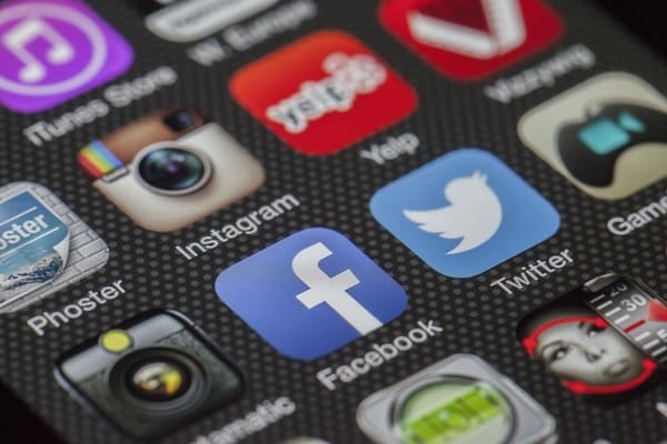 social media- the cause of a failing budget?